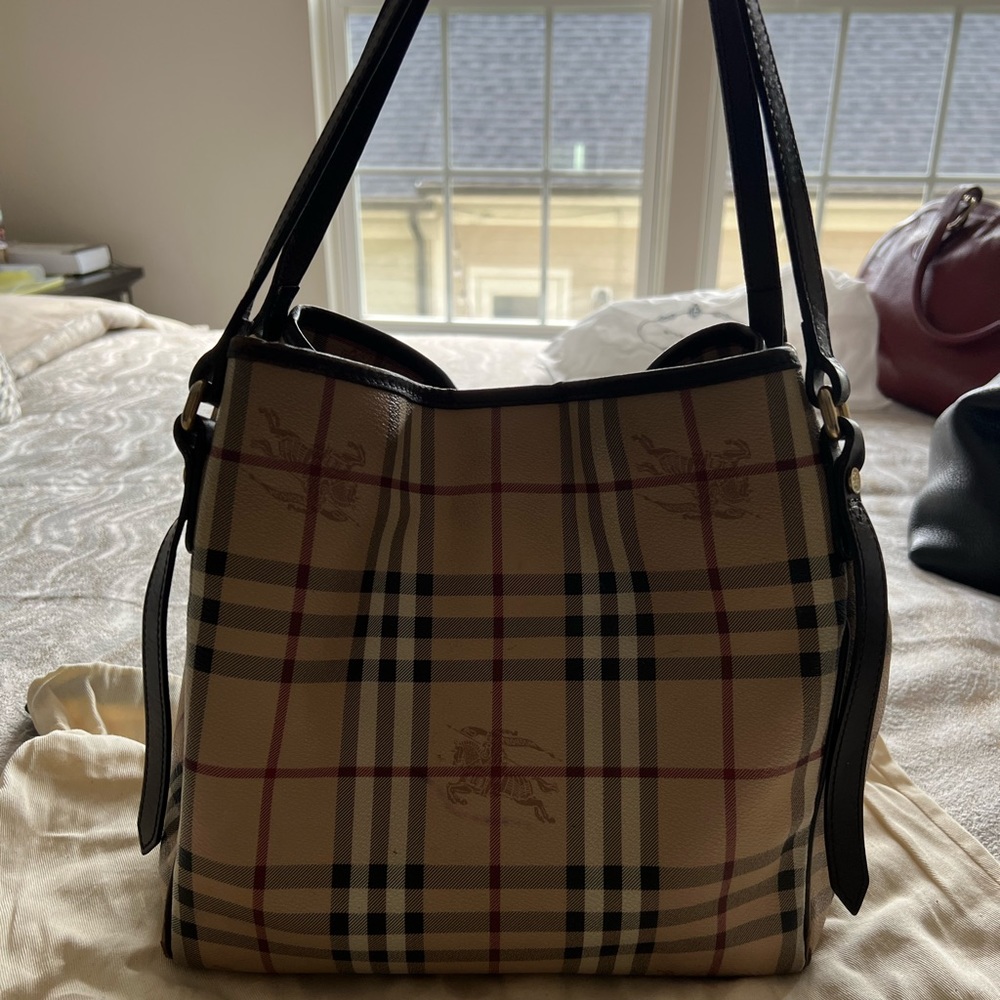 Burberry tote bag
